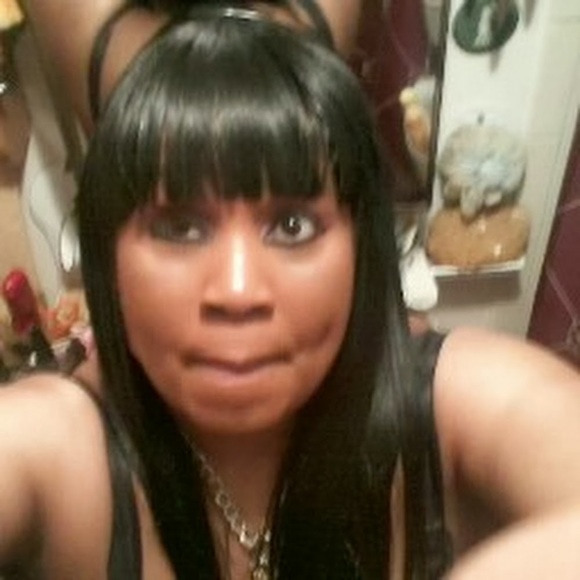 Meet your Posher, Lisa - Picture 1 of 1